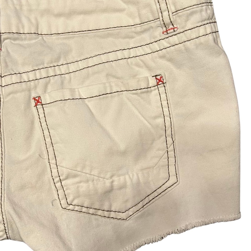 Daytrip Sz 29 Women's Cotton Shorts with factory distressing & colorful design - Picture 8 of 9